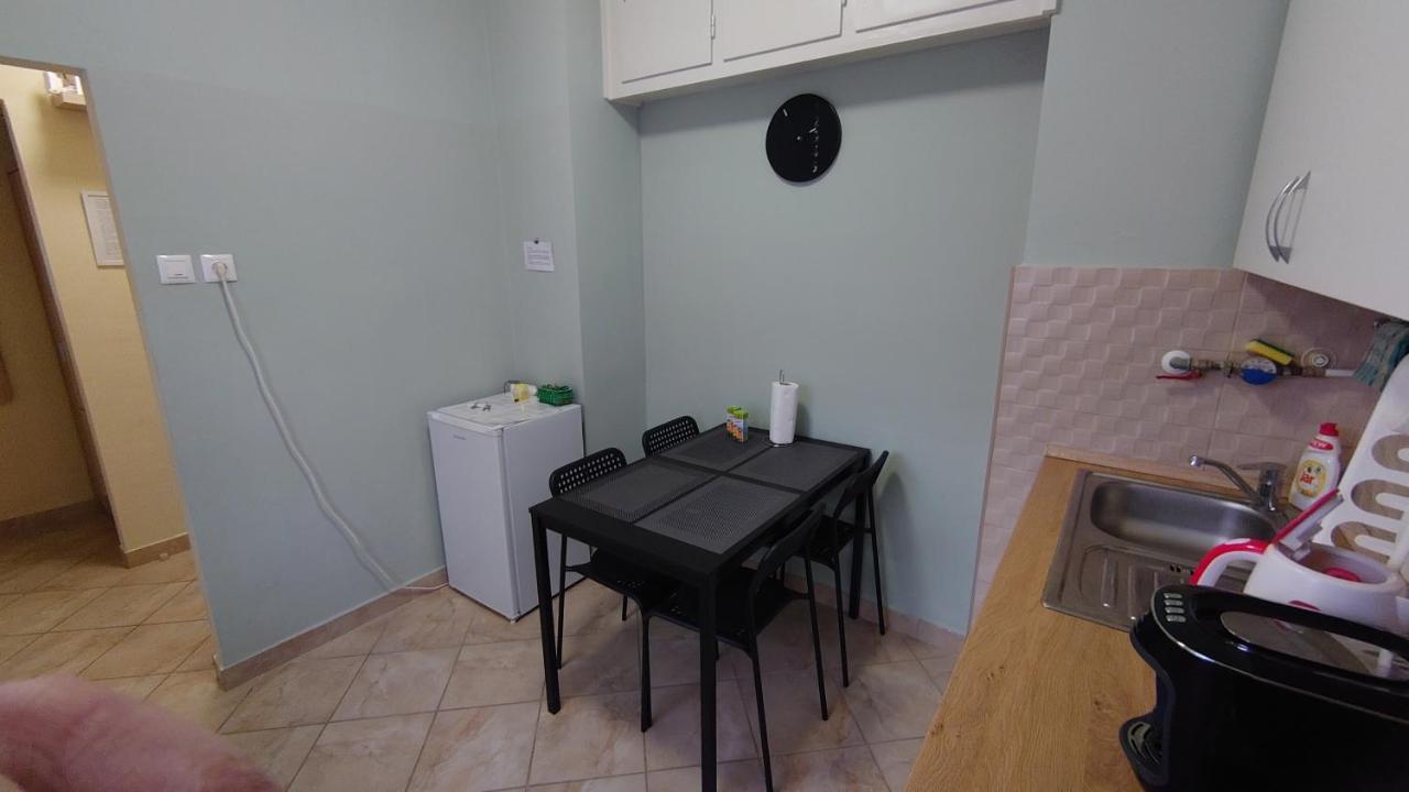 Koroesi Apartman Печ Экстерьер фото