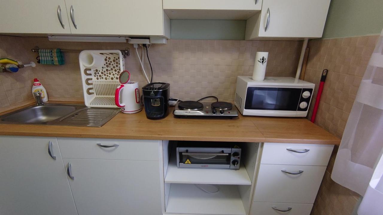 Koroesi Apartman Печ Экстерьер фото