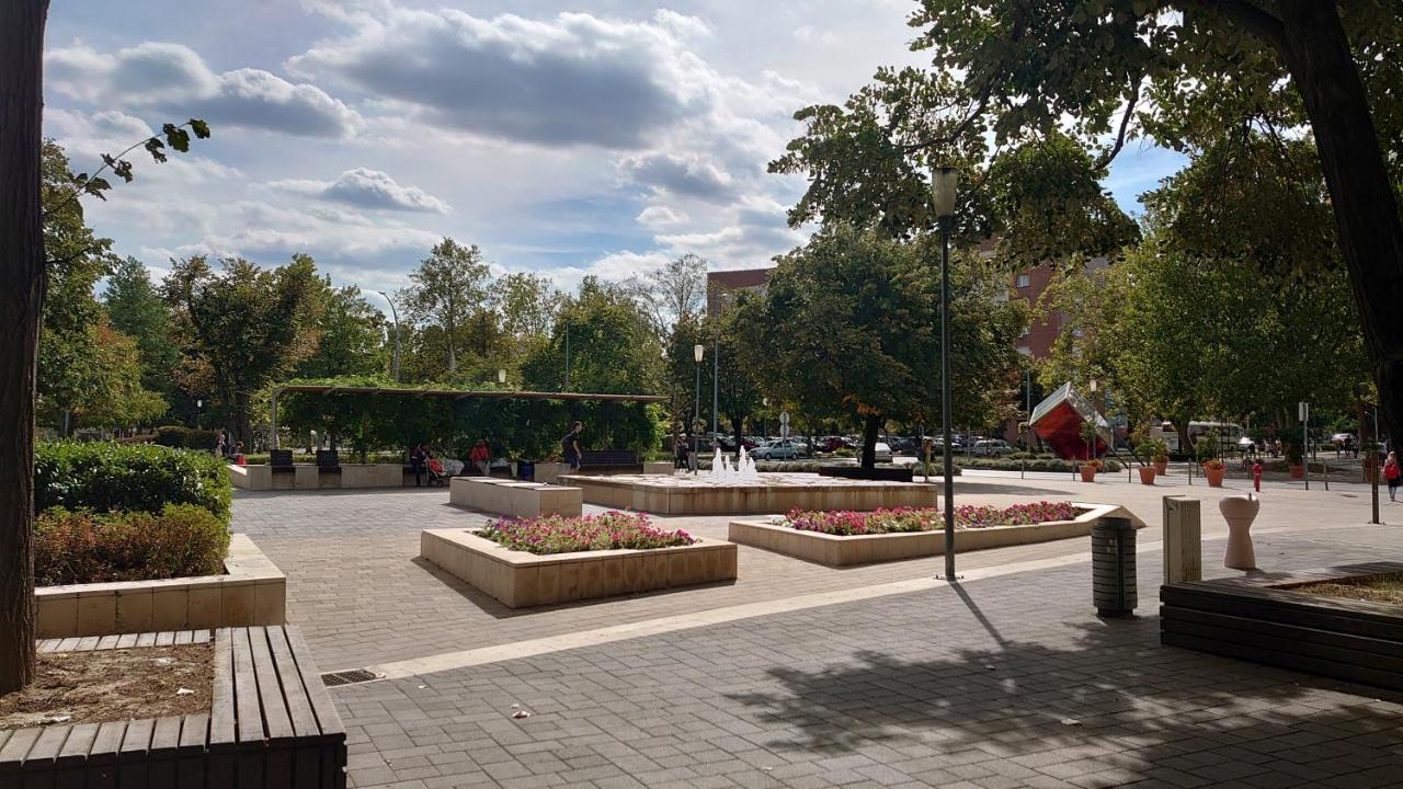 Koroesi Apartman Печ Экстерьер фото