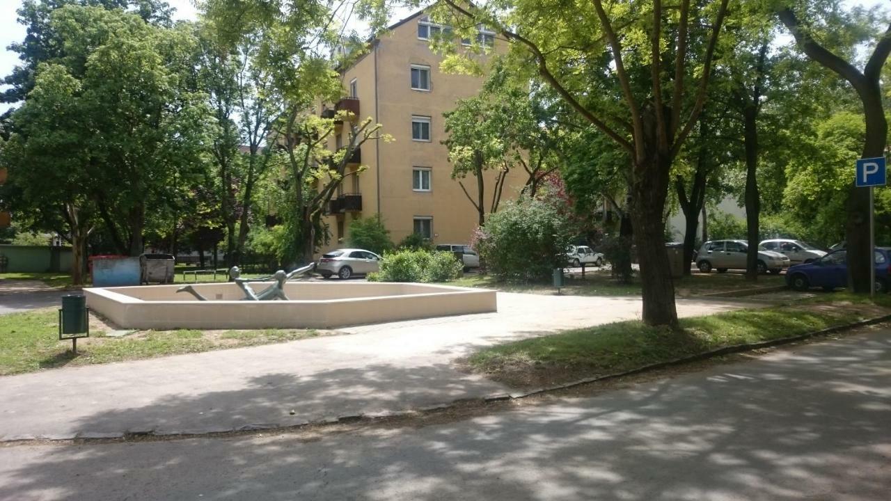 Koroesi Apartman Печ Экстерьер фото